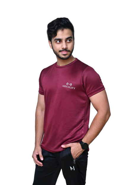 PLAIN MAROON ROUND NECK DRY T-SHIRT (MENS)